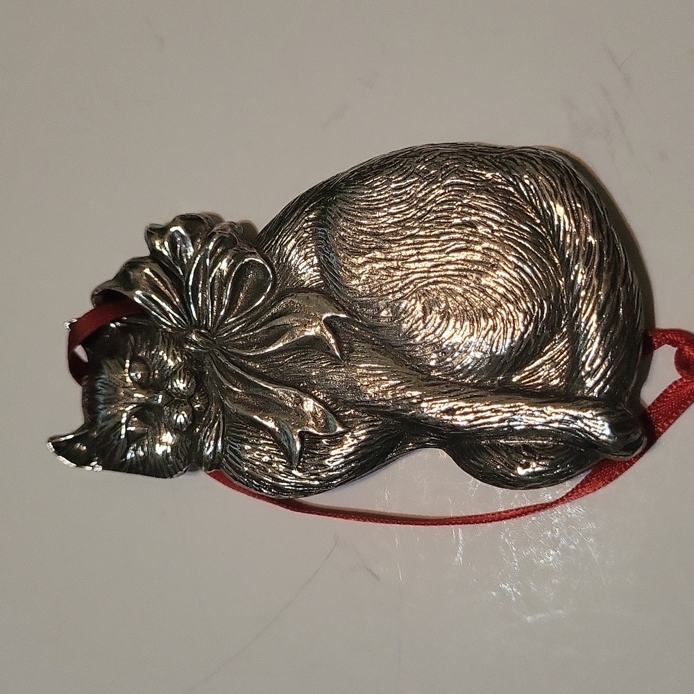 Gorham Vintage silver plated cat. Christmas ornament. Very fine quality...